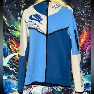 Men’s Small Nike Tech Jacket For Sale NWOT